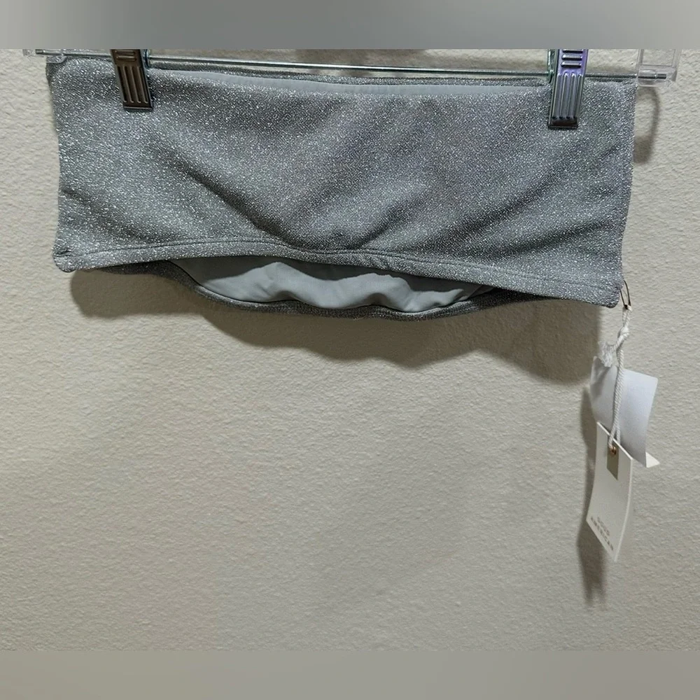NWT Good American Silver Sparkle Strapless Bandeau top size 3‎